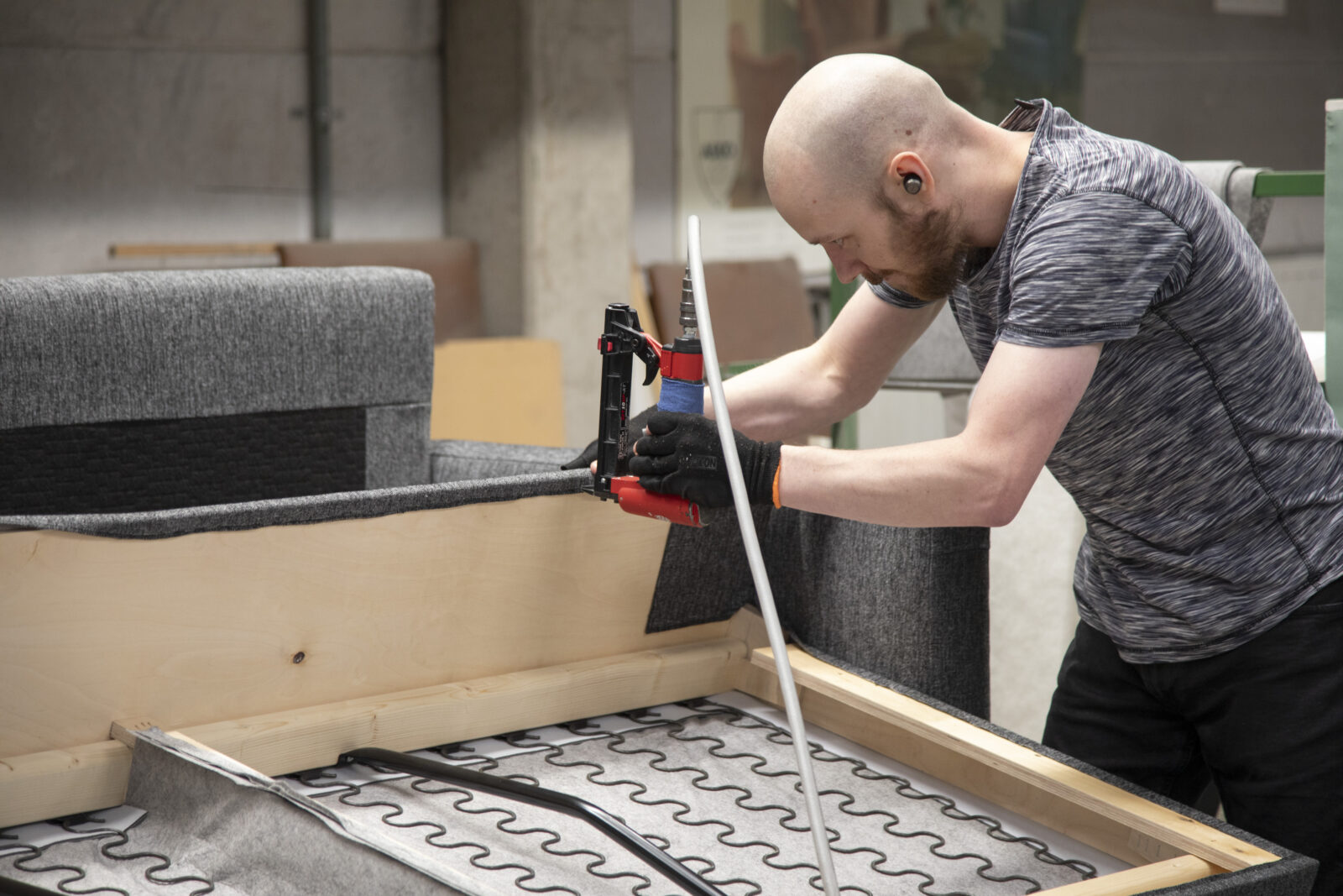 Lahden museot dokumentoivat paikallisteollisuutta