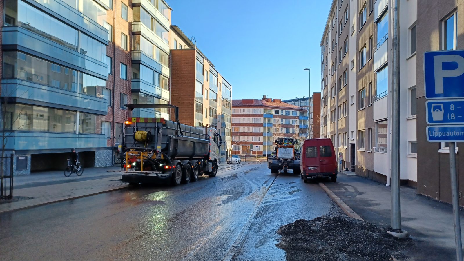 Lahti tehostaa katupölyn poistoa kevään tullen