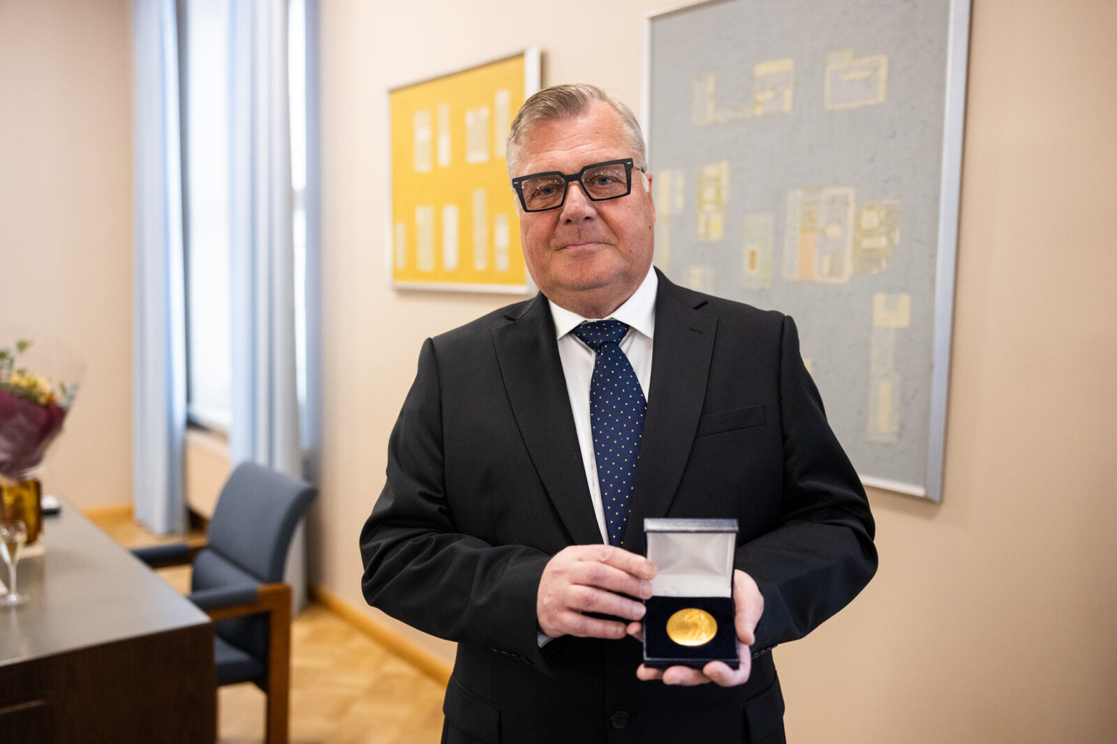 Matti Eve palkittiin Lahden kultaisella mitalilla