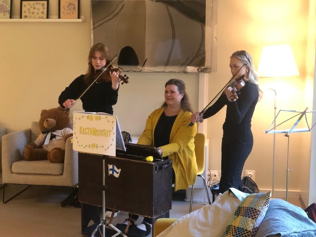 Lahti etsii esiintyjiä palvelukoteihin ja Joulukylään