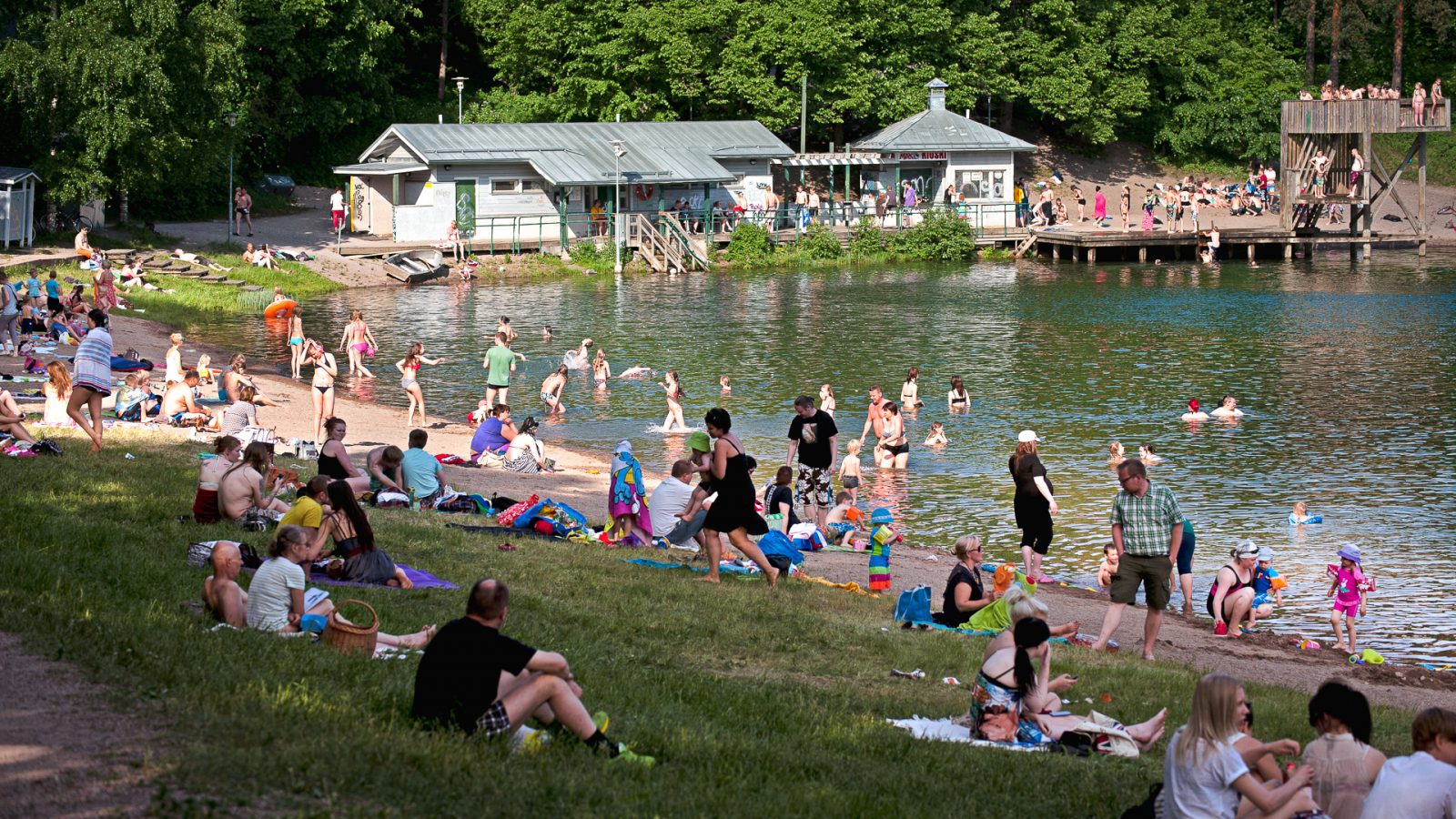 Mytäjäisten asukasilta tietoa uimarannan uudistuksista