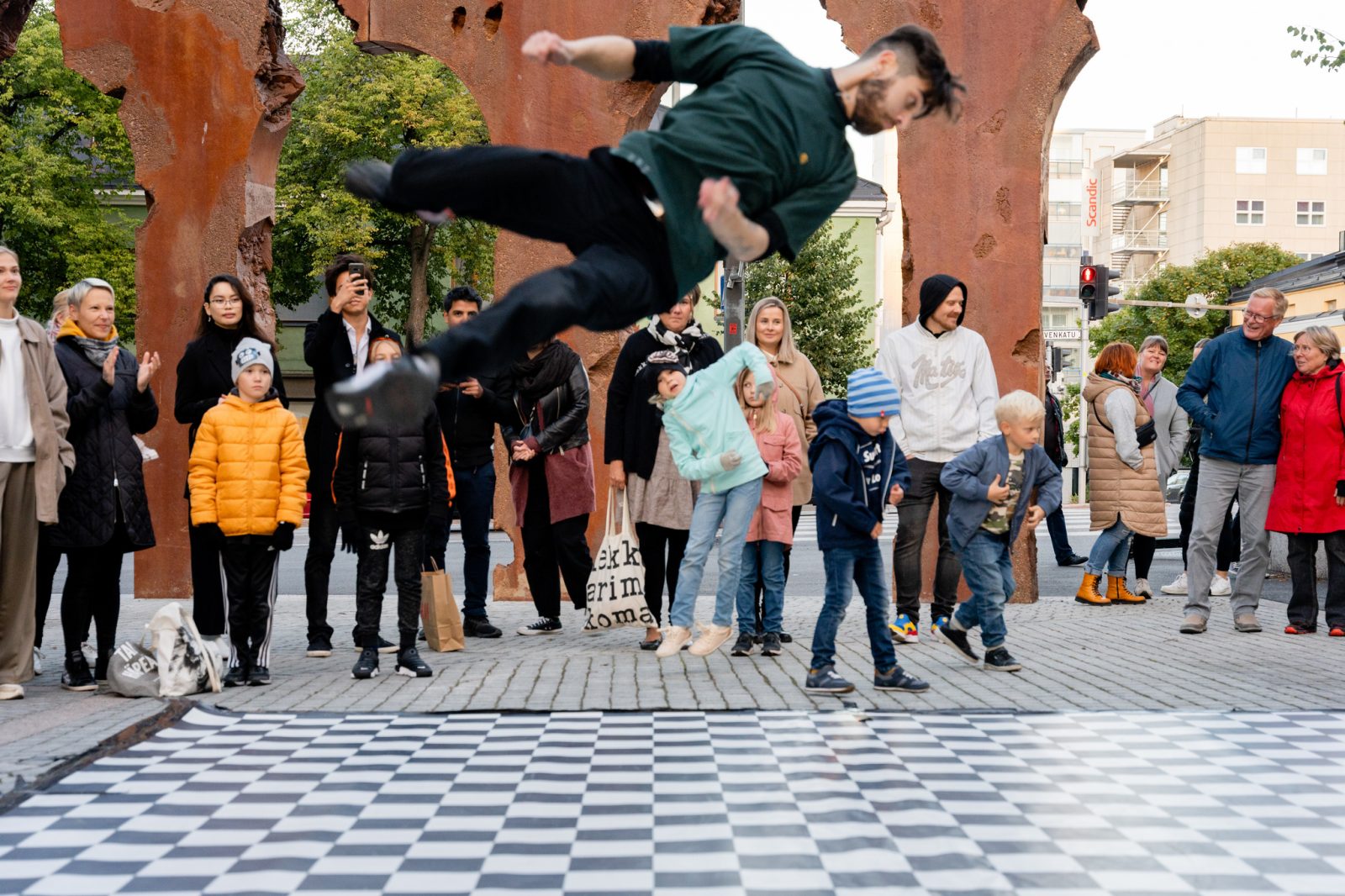 Lahti etsii skeittaus- ja parkour-paikkoja – harrastajat avuksi suunnitteluun